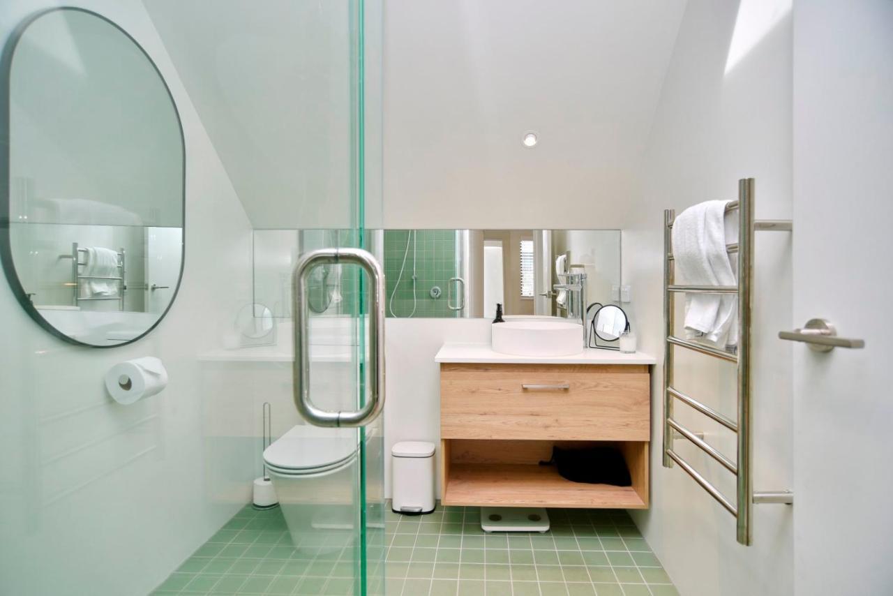 Dickens St - Christchurch Holiday Homes Екстер'єр фото