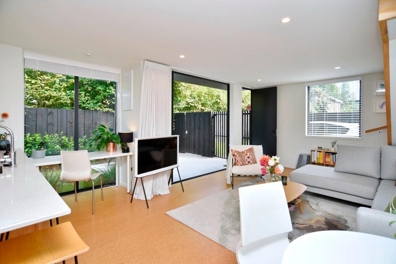 Dickens St - Christchurch Holiday Homes Екстер'єр фото
