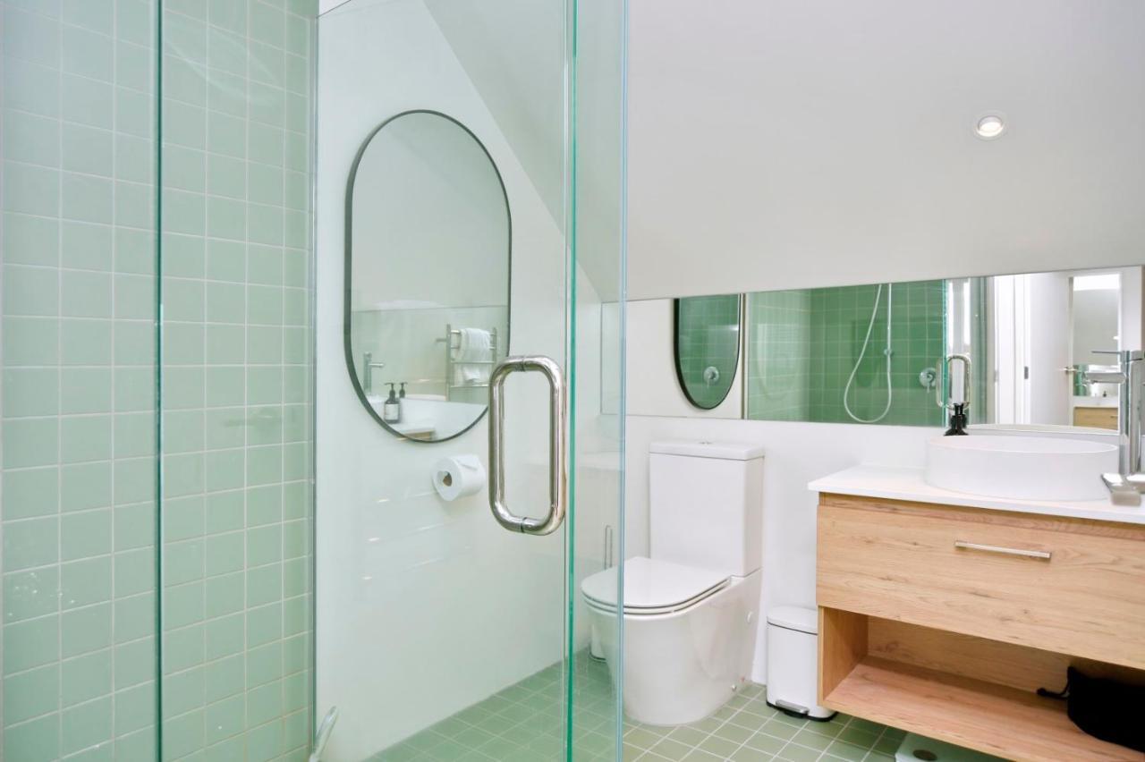 Dickens St - Christchurch Holiday Homes Екстер'єр фото