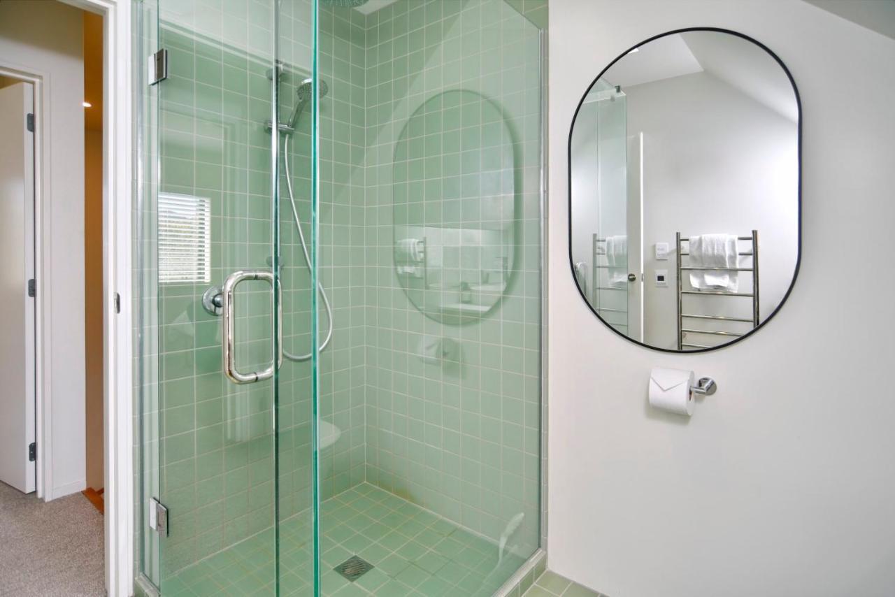 Dickens St - Christchurch Holiday Homes Екстер'єр фото