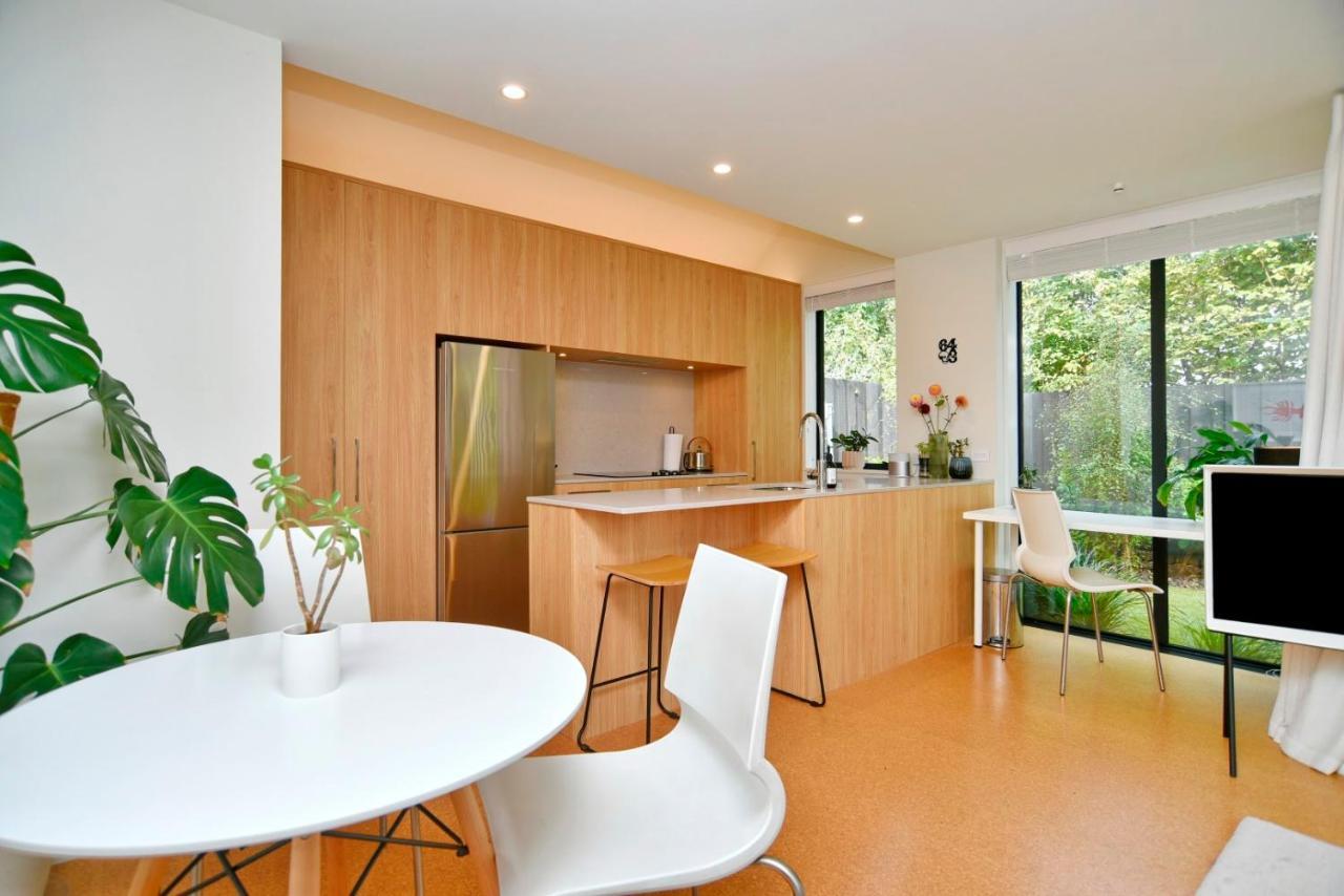 Dickens St - Christchurch Holiday Homes Екстер'єр фото