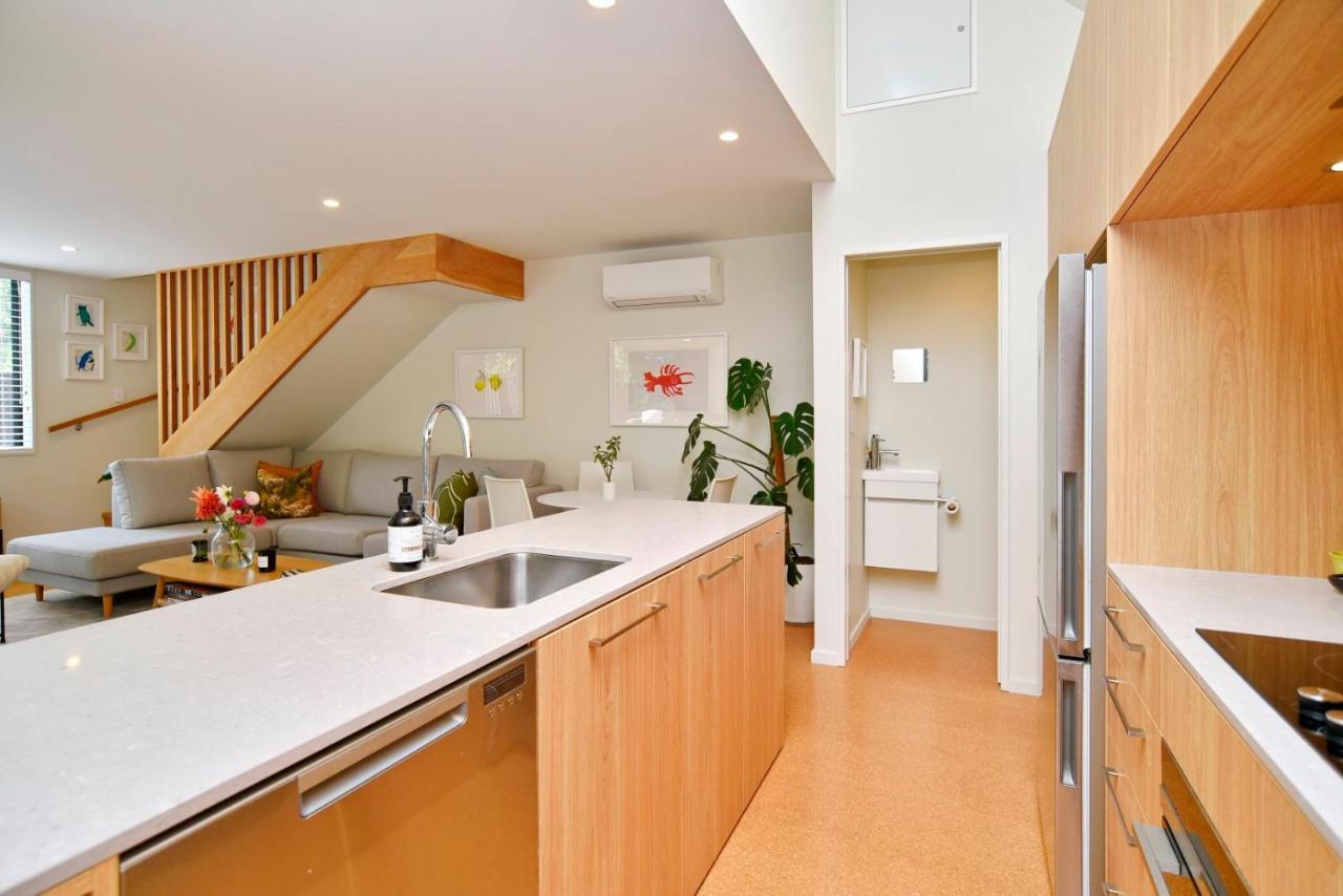 Dickens St - Christchurch Holiday Homes Екстер'єр фото