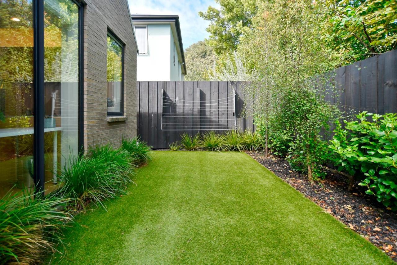 Dickens St - Christchurch Holiday Homes Екстер'єр фото